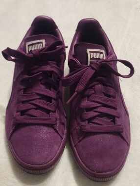 Puma Women's Suede Low-Top Sneakers